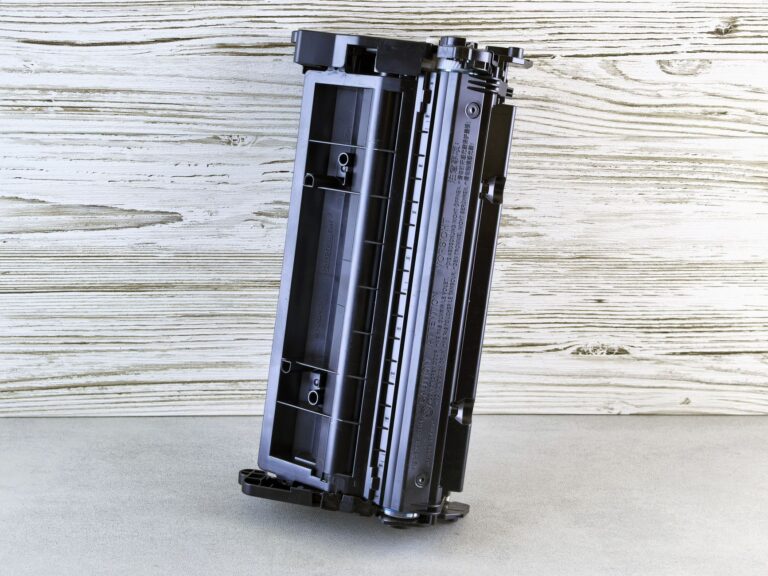 Bęben światłoczuły a toner: czym się różnią i kiedy trzeba wymienić oba elementy